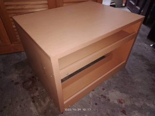 Side table used in good condition 800