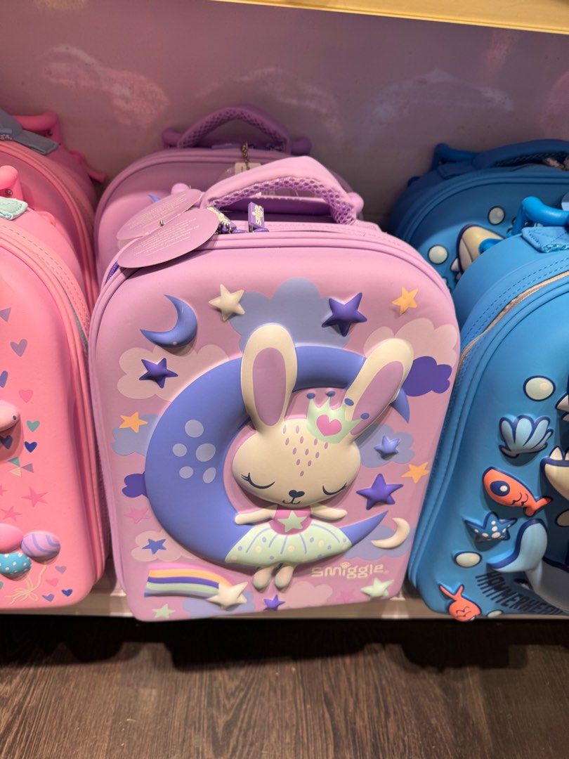 Smiggle trolley bag (Category: Other Babies Going Out Needs) located in Manila. Submitted by avonshoppe0911 (Listing ID 1292997707, Image 1). Description: Back to school open pasabuy from singapore Smiggle bag and backpack☺️☺️☺️.