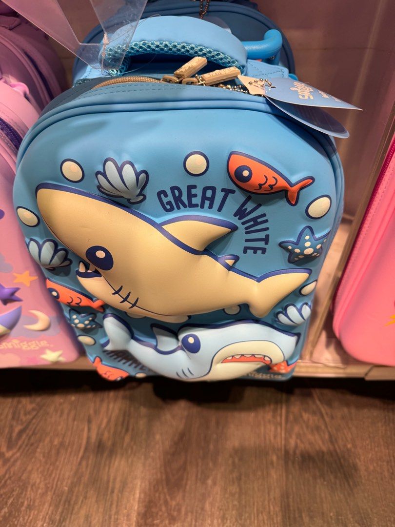 Smiggle trolley bag (Category: Other Babies Going Out Needs) located in Manila. Submitted by avonshoppe0911 (Listing ID 1292997707, Image 2). Description: Back to school open pasabuy from singapore Smiggle bag and backpack☺️☺️☺️.