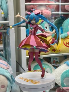 （分類：）位於 。 由 duffymickey 提交（商品編號 1293041070，圖片 1）。簡介： 。