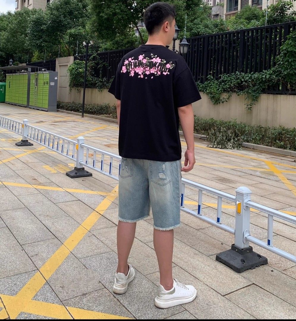 S XXL A FEW GOOD KIDS AFGK HEAVY GLITTER BLOSSOM EMBROIDERY UNDER THE SEA BLACK TEE Women s Fashion Tops Shirts on Carousell