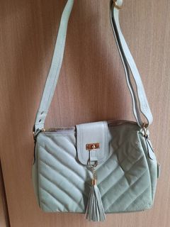 (Kategori: ) berada di . Dikirim oleh mamially22 (ID iklan 1293015917, Gambar 1). Deskripsi: .