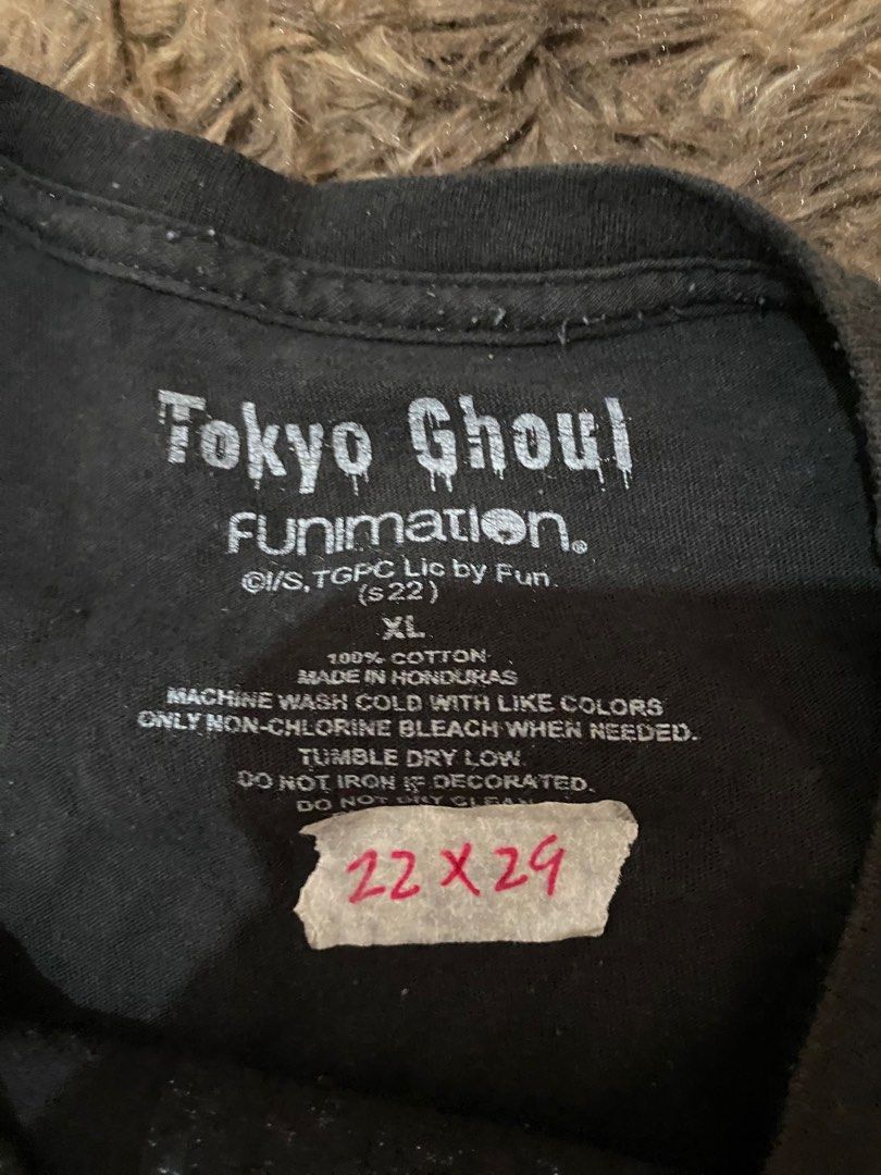 Tok yo Gho ul Tee (Category: Activewear) located in Mexico. Submitted by iseemiyakee. (Listing ID 1293089378, Image 3). Description: Size large To Xl Length 29 Width 22 No issue .