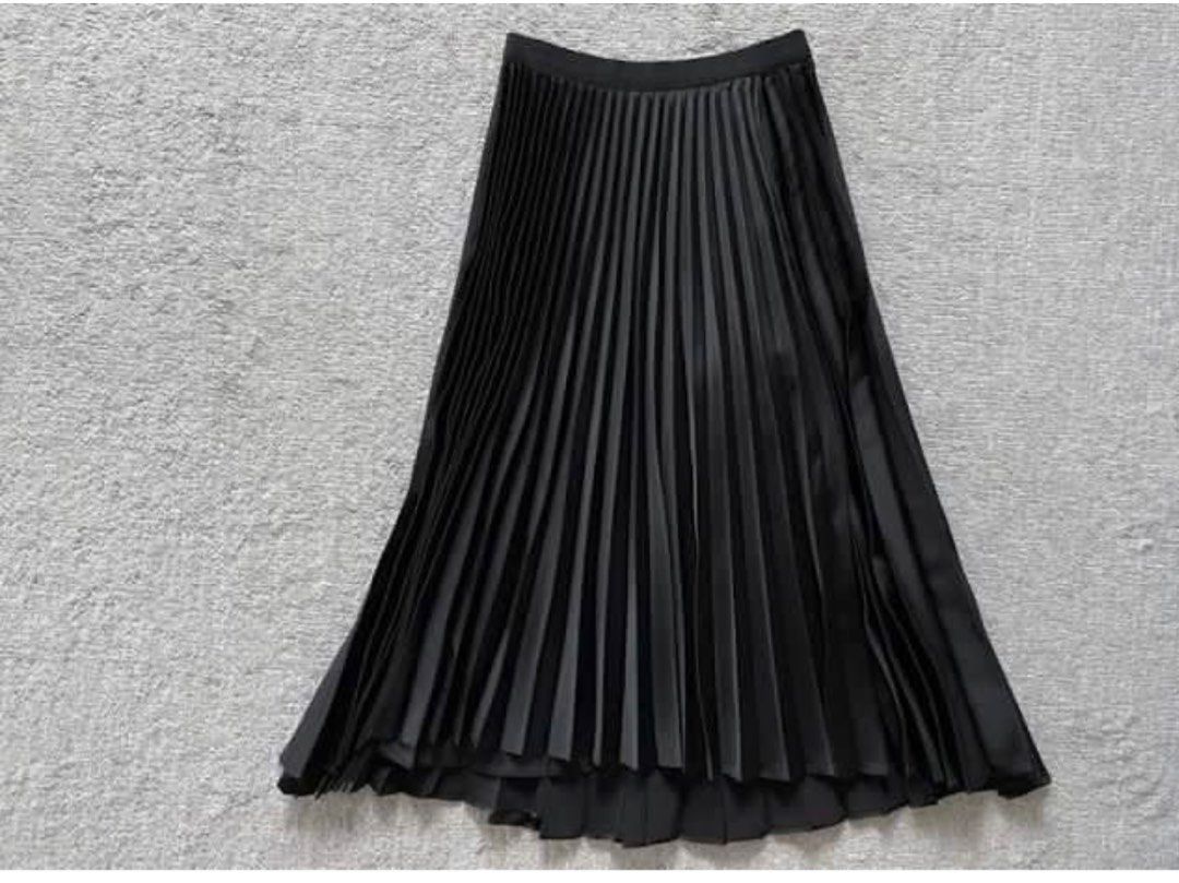 UNIQLO X THEORY PLEATED WRAP SKIRT