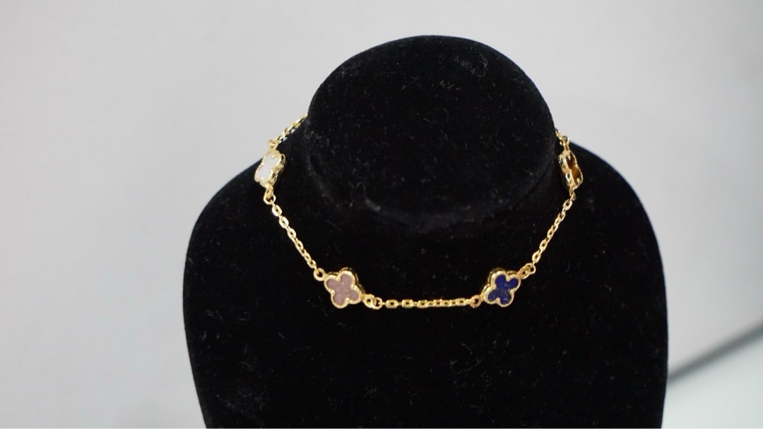 Van Cleef Arpels VCA Imitation 18K Authentic Pawnable Gold Bracelet Jewelry Women s Fashion Jewelry Organizers Bracelets on Carousell