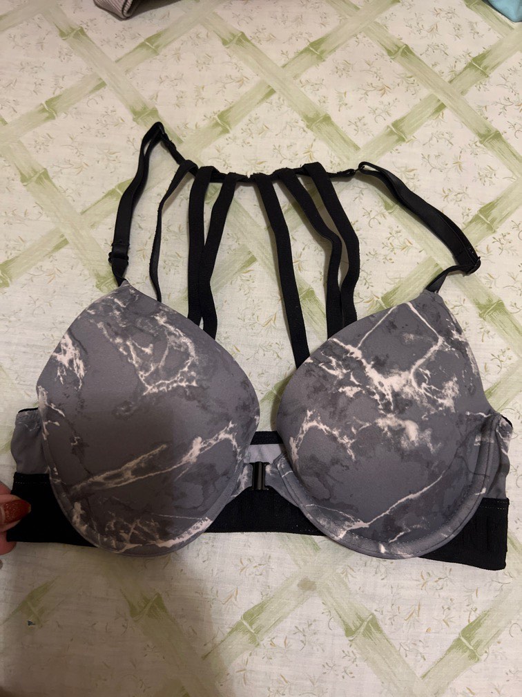 6for35 Lace Bras Urban Outfitters, VS, F21, SixtyEight, Women's Fashion,  New Undergarments & Loungewear on Carousell