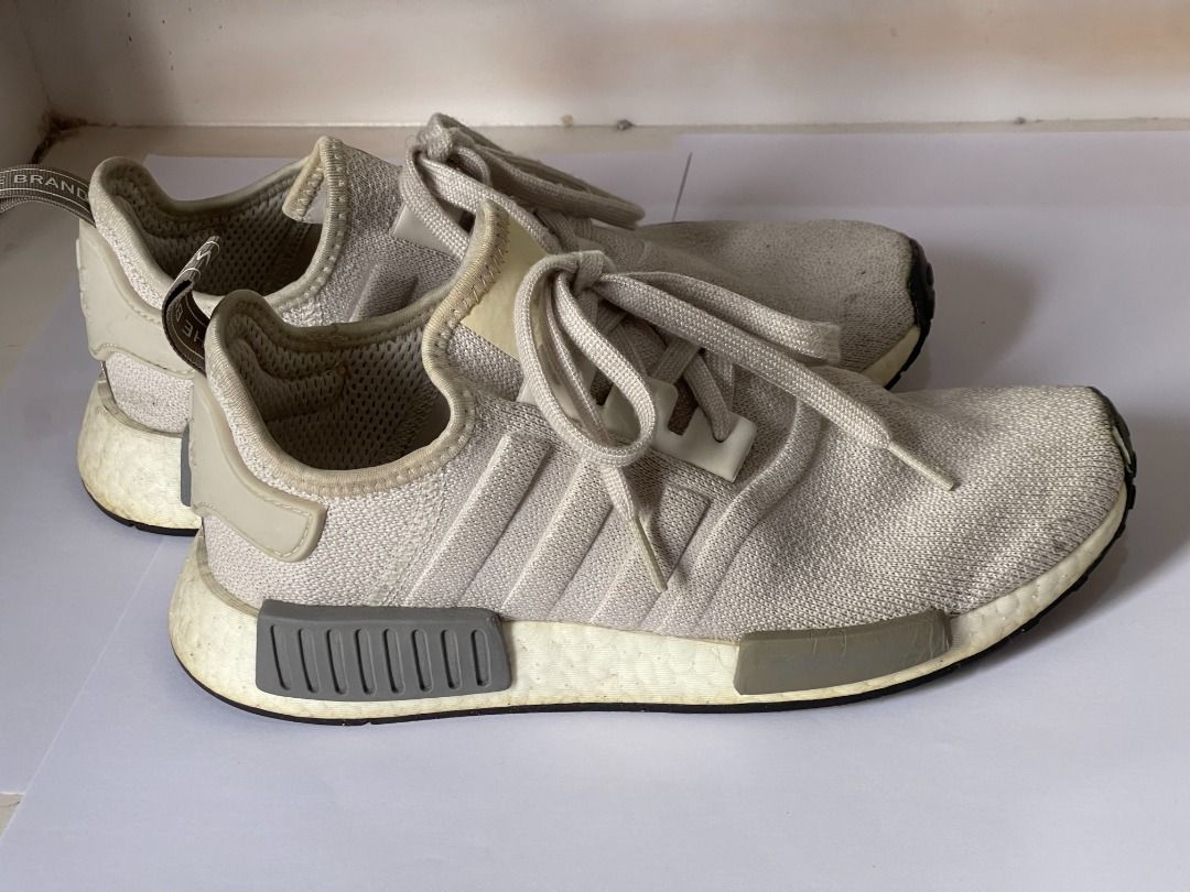Adidas Hydro Boost (Category: Sneakers) located in Marikina City. Submitted by marikinagaragesale (Listing ID 1293220573, Image 1). Description: RFS: My ex left this January last year. Too big for me. Wanna remove all of the things left at my place so, please help a Sissie out 🙁 25 cm Original price: P5,200.