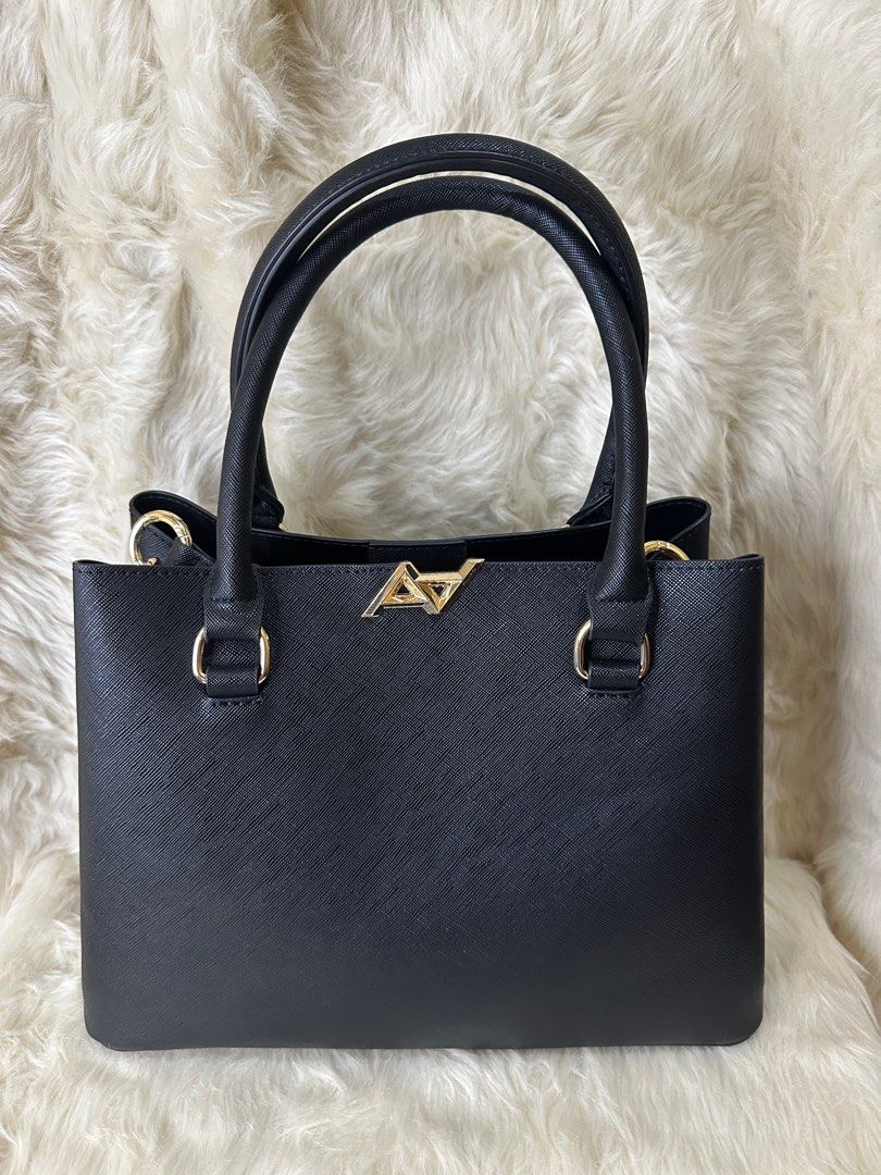 Authentic Aldo 2-way Satchel Bag (with guitar strap) (Category: Luxury Bags & Wallets) located in Bocaue. Submitted by anne0616 (Listing ID 1293161108, Image 2). Description: FOR SALE: 💕 Authentic Aldo 2-way Satchel Bag (with guitar strap) 💕 - 💯 Authentic (money back guaranteed if proven fake) - Straight from the US ☺️ - Spacious, sturdy, and elegant design - ON HAND and ready to ship - Open for meet up (with minimal handling fee) - lower pric