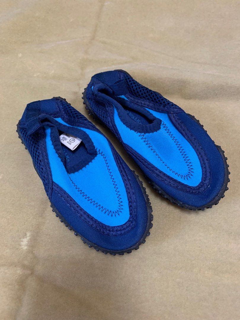 Babies Airwalk Aqua Shoes (Category: Babies & Kids Fashion) located in Dasmarinas. Submitted by lenskie.cruz (Listing ID 1293163834, Image 1). Description: 150 + SF Airwalk aqua shoes from Payless Never worn Size 7 Toddler.