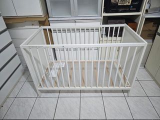 Baby Crib (Flat White)