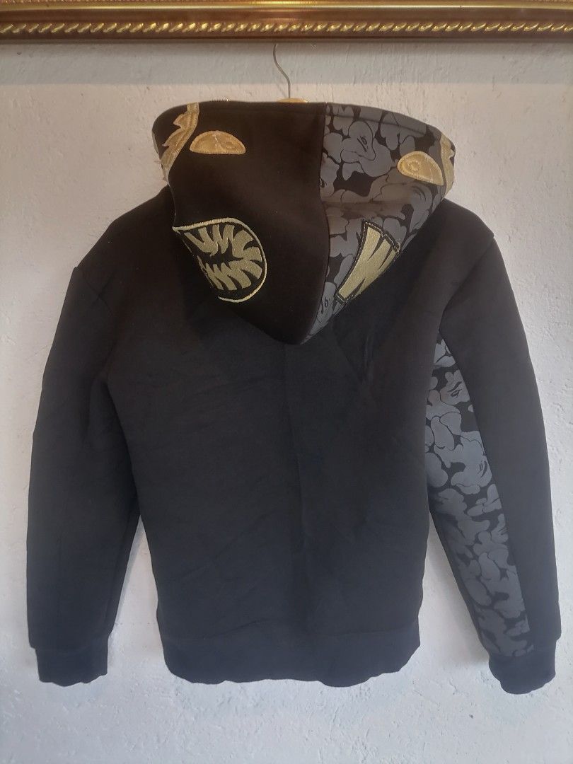 BAPE X TRAVIS SCOTT Men s Fashion Coats Jackets and Outerwear on Carousell