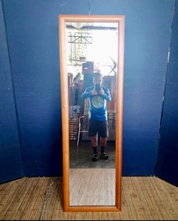 Big mirror stand
