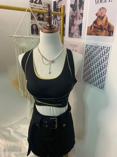 Tiktok Magical Bra for Plunging Neckline Cleavage Enhancer, Women's  Fashion, Undergarments & Loungewear on Carousell