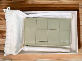 （分類：）位於 。 由 teacup100 提交（商品編號 1293283771，圖片 1）。簡介： 。