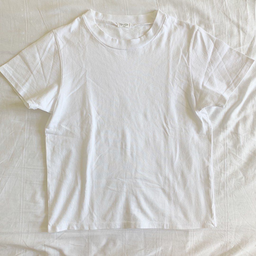 bnwt brandy melville white button up long sleeve top, Women's Fashion,  Tops, Other Tops on Carousell