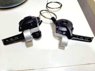 （分類：）位於 。 由 dataerror 提交（商品編號 1293335832，圖片 1）。簡介： 。