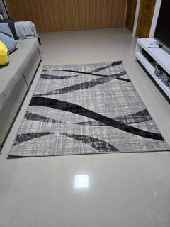 Carpet rug brand new gray beige 140 x 190