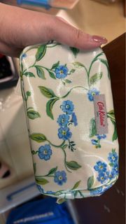 （分類：）位於 。 由 vikwan 提交（商品編號 1293292812，圖片 1）。簡介： 。