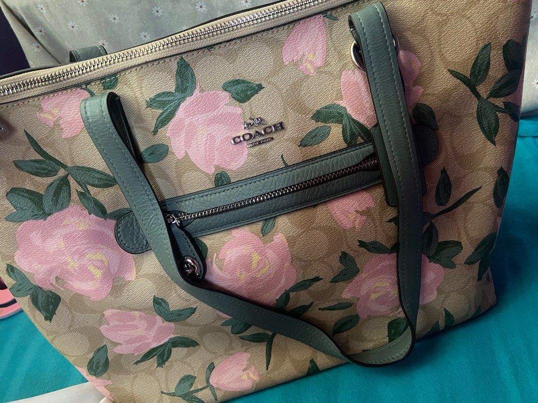 Coach womens camo rose taylor tote cheap