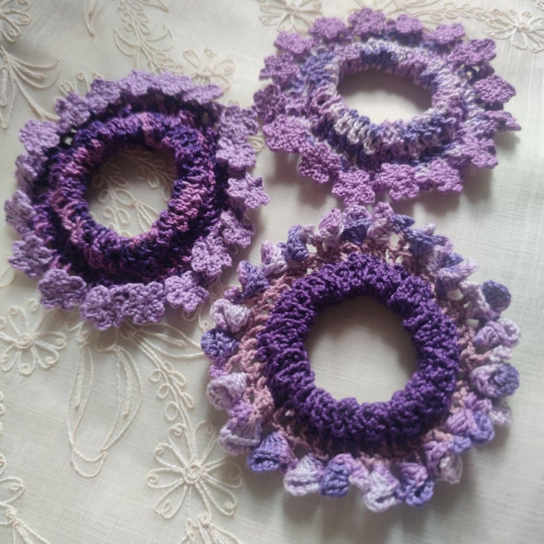 Crochet Scrunchies (Category: Hair Accessories) located in San Juan City. Submitted by blesi (Listing ID 1292159792, Image 1). Description: crochet made in mercenized cotton On-hand or made to order.
