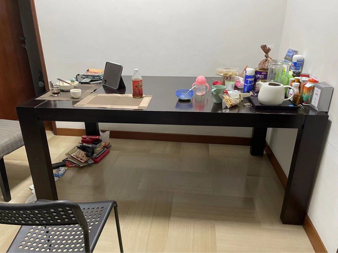Dining Table (Category: Tables & Sets) located in Singapore. Submitted by ajaykp (Listing ID 1293342902, Image 1). Description: Dining table and 6 chairs, moving sale.