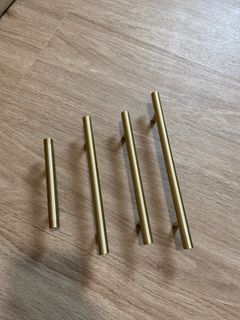 (Category: ) located in . Submitted by Claude (Listing ID 1293240261, Image 1). Description: .