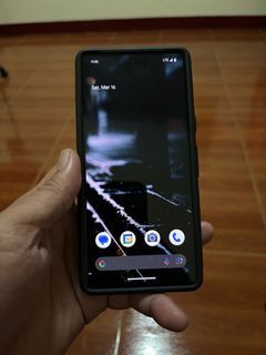 Google Pixel 7 (8/128) Unit and Charger Only