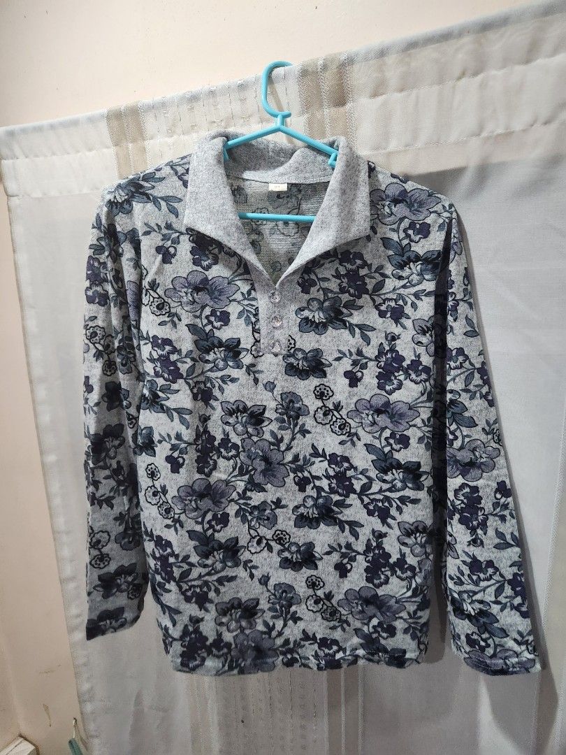 Gray Floral Long sleeve (Category: Longsleeves) located in Lingayen. Submitted by brulee21 (Listing ID 1293304965, Image 1). Description: rfs: decluttering material: inner fleece.
