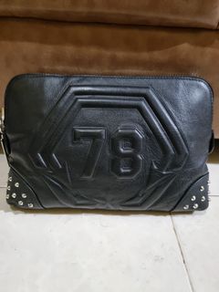 (Kategori: ) berada di . Dikirim oleh lataus_shop (ID iklan 1293342936, Gambar 1). Deskripsi: .