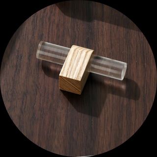 (Category: ) located in . Submitted by Claude (Listing ID 1293239271, Image 1). Description: .