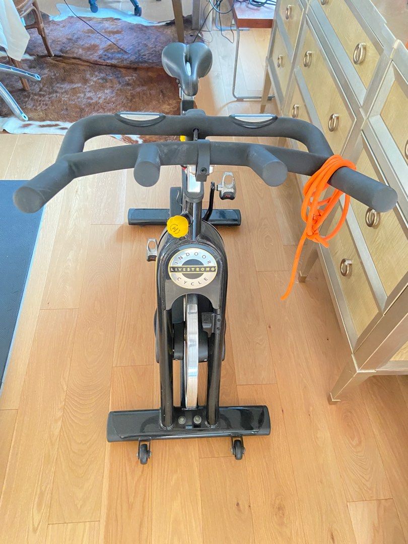 Johnson 喬山LIVESTRONG 體育器材, 健身用品, 有氧