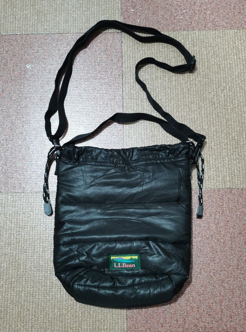 LL Bean puffef sling bag Men s Fashion Bags Sling Bags on Carousell