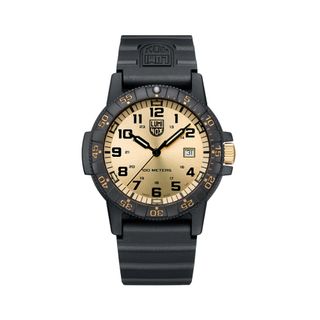 (Category: ) located in . Submitted by 4dwatches811684 (Listing ID 1293265892, Image 1). Description: .