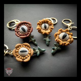 MORI CRAFTS Flower Eye Handmade Key Holder / Bag Charm