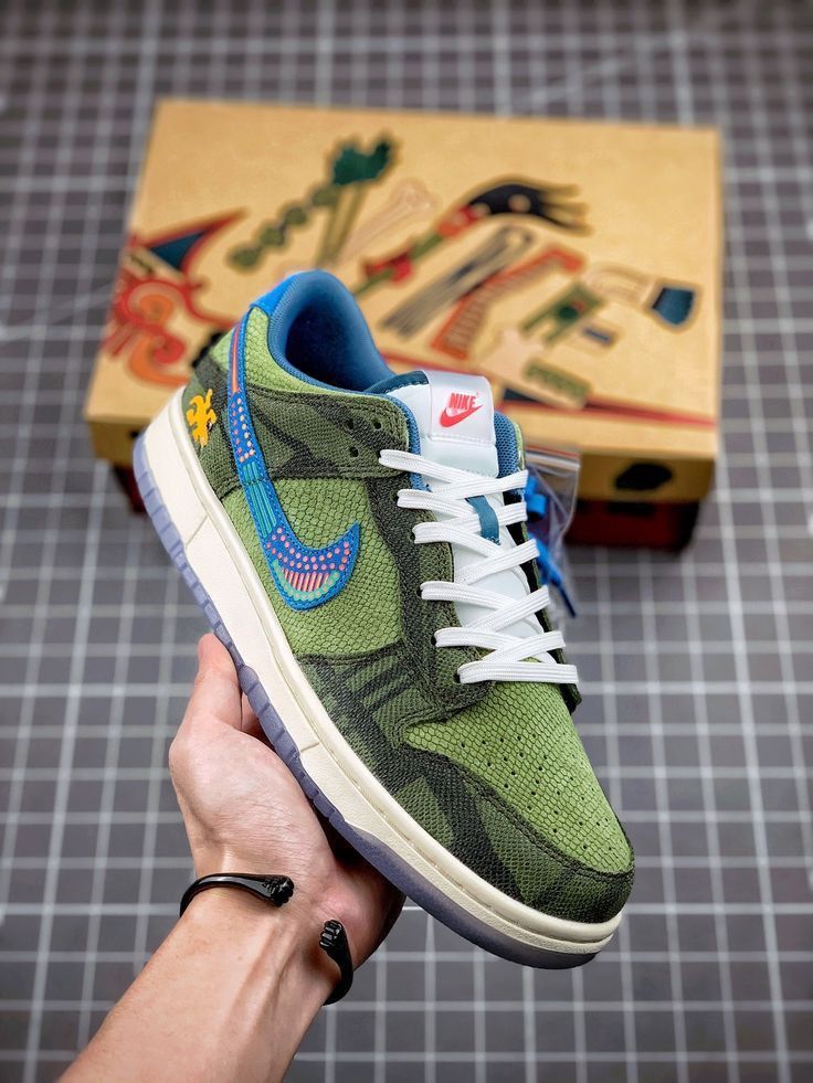 Nike Dunk Low Siempre Familia シエンプレ ファミリア スニーカー