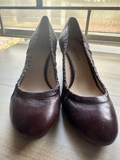 PRADA Brown Leather Shoes Authentic