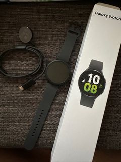 (Category: ) located in . Submitted by secondhanddealsss (Listing ID 1293262774, Image 1). Description: .