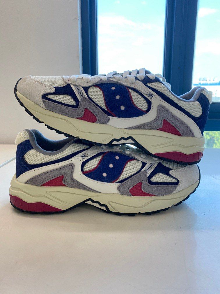 Saucony 90s top