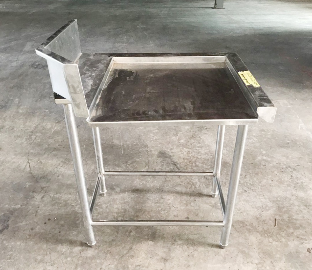 SS Clean Dish Table, Furniture & Home Living, Kitchenware & Tableware ...