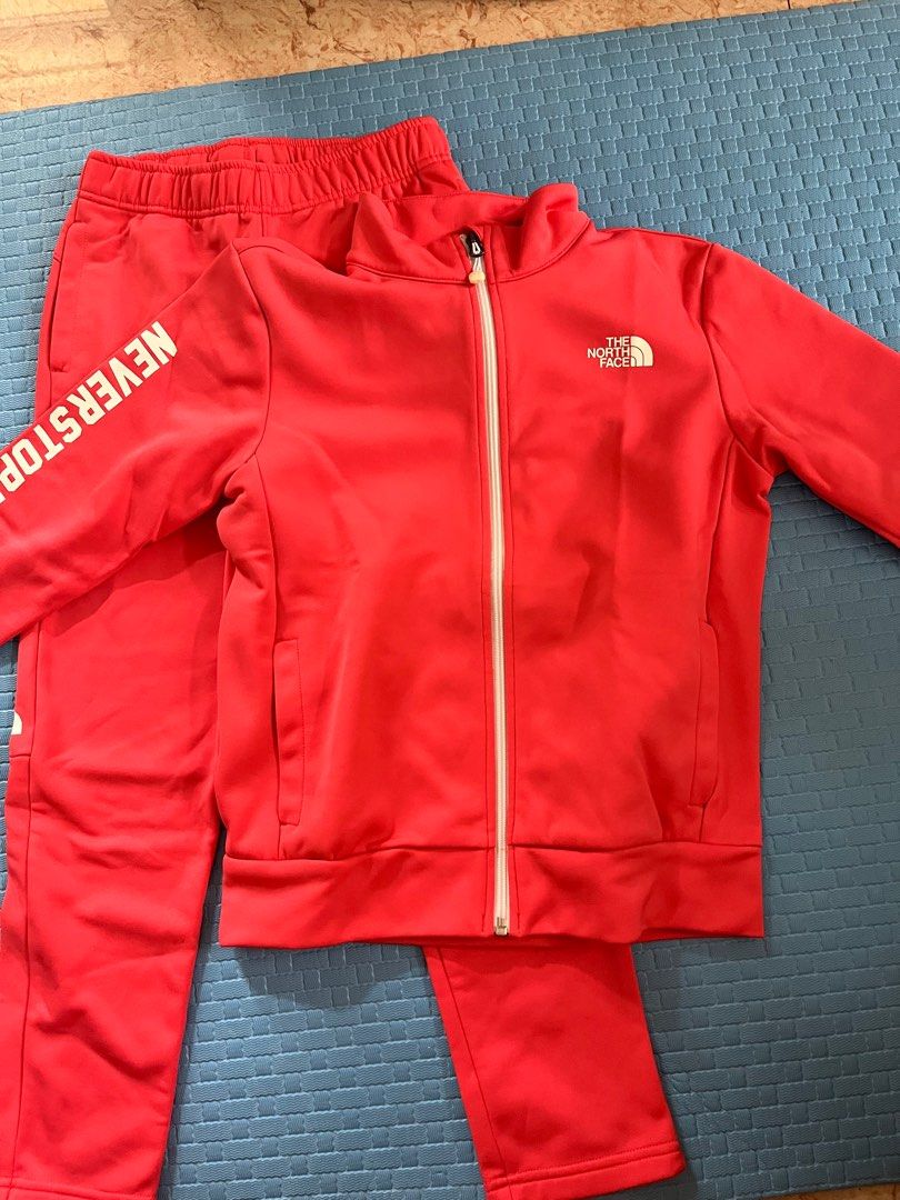 The North Face 運動服一套粉紅色150cm, 兒童＆孕婦用品, 嬰兒及小童