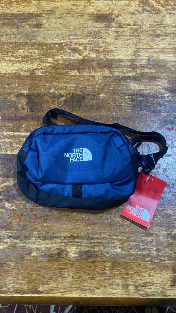 THE NORTH FACE SLING BAG