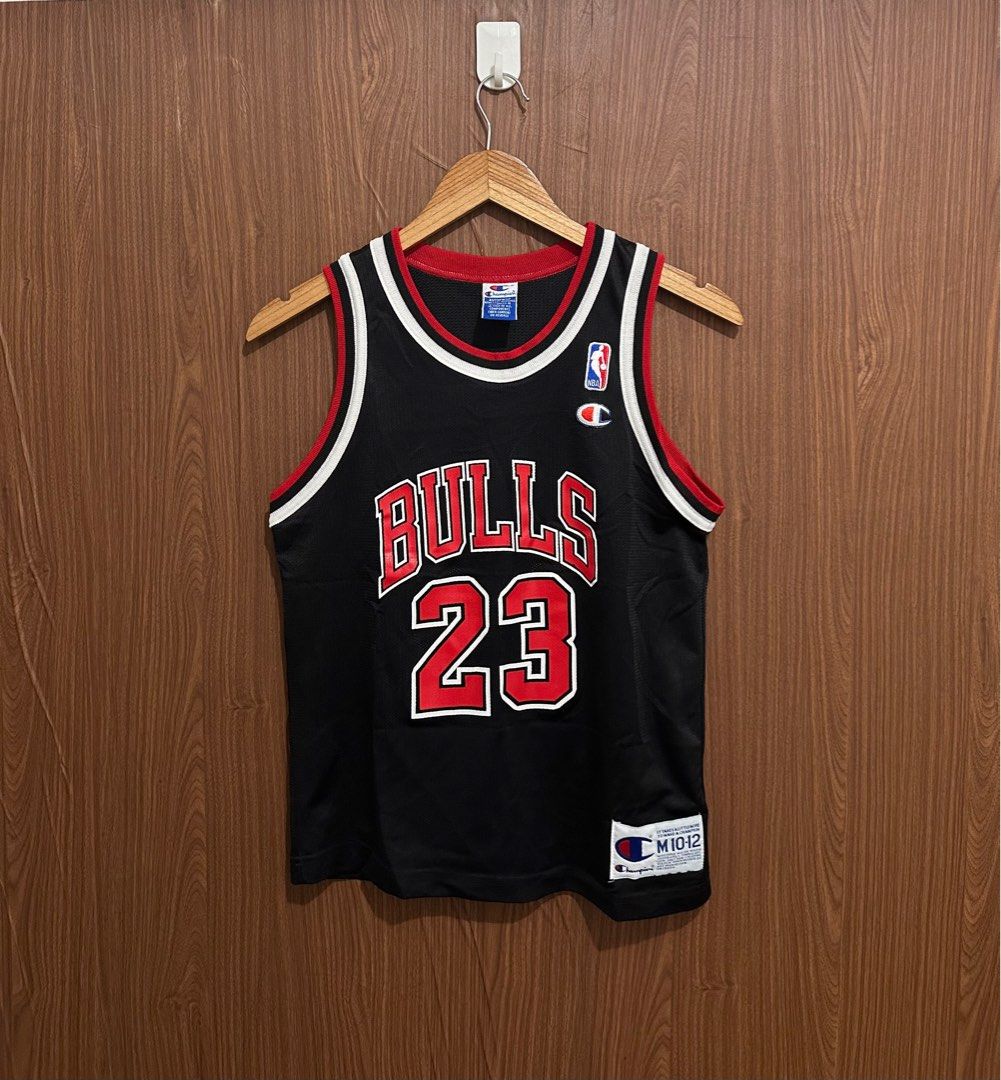 Vintage Champion Chicago bulls 23 Michael Jordan black red