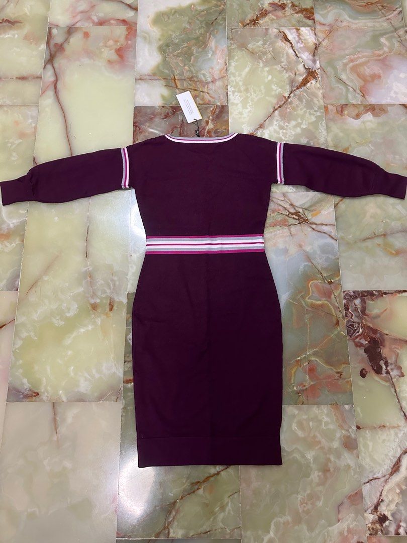 $369 Brand New Original with tag Karen Millen Maroon Cold Shoulder Stripe  Knit Bodycon Jumper Dress , Women's Fashion, Dresses & Sets, Dresses on  Carousell