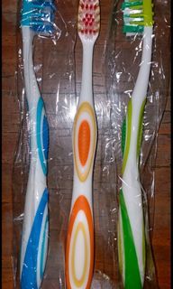 3in1 Toothbrush, gum massager, tongue scraper