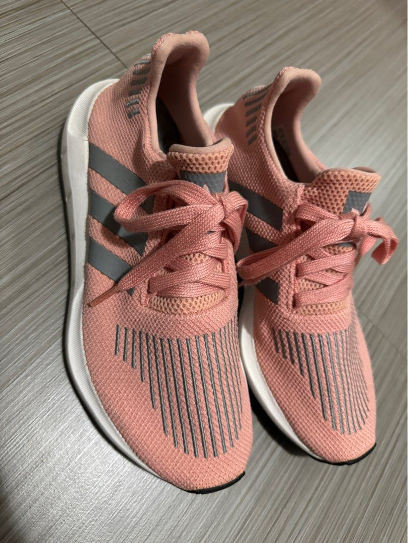 Adidas Swift Run Trace Pink Gray US7 1 2 Women s Fashion
