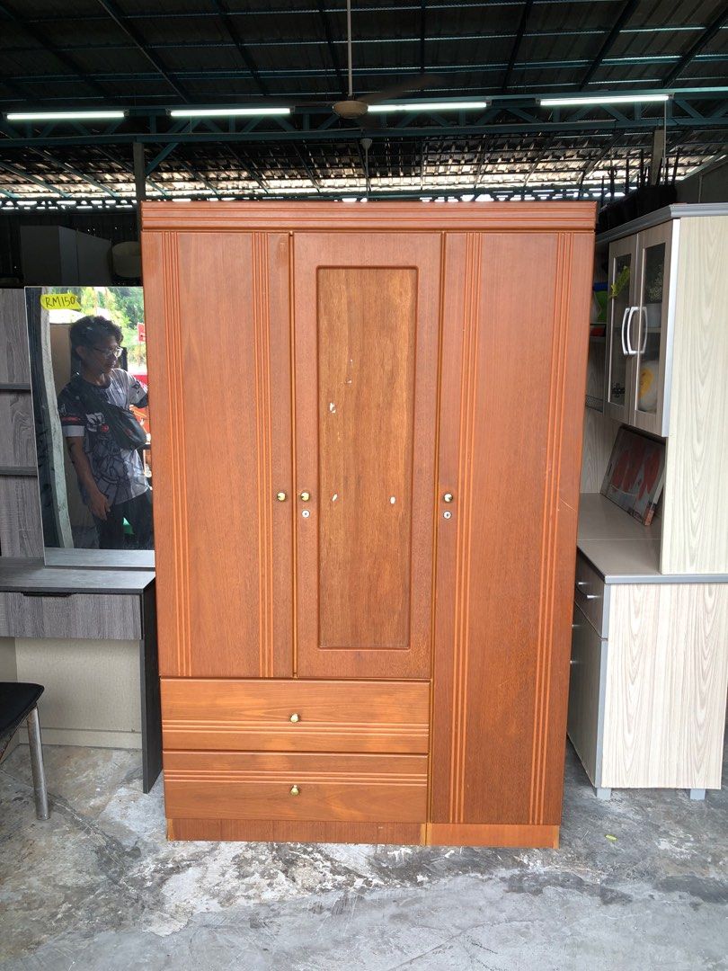 Almari Baju 3 Pintu Secondhand Semenyih Furniture Home Living