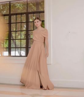 Apartment 8 Nude Beige Peach Gown