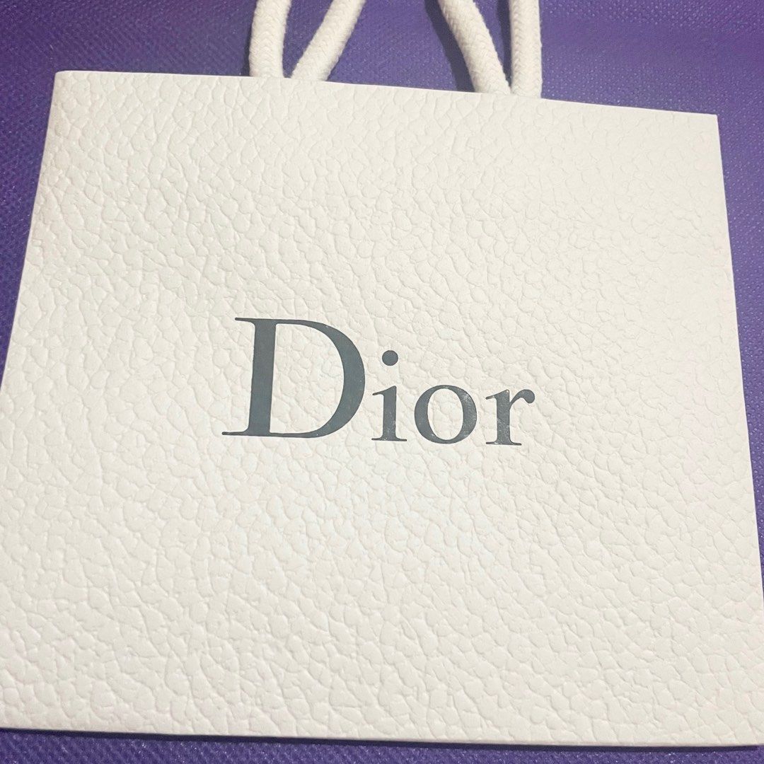 AUTHENTIC Dior white paperbag paper bag gift bag (Category: Makeup) located in Pasig City. Submitted by deluxuryshop (Listing ID 1293355705, Image 2). Description: Pm for more details plain white paperbag Size is 5.8 inches by 5 inches Brand new and authentic Selling low and affordable One of the best selling brands in the world makeup skincare perfume world .