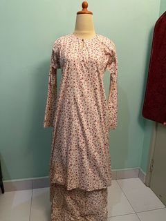 (Category: ) located in . Submitted by siti_aisyah21 (Listing ID 1293534102, Image 1). Description: .