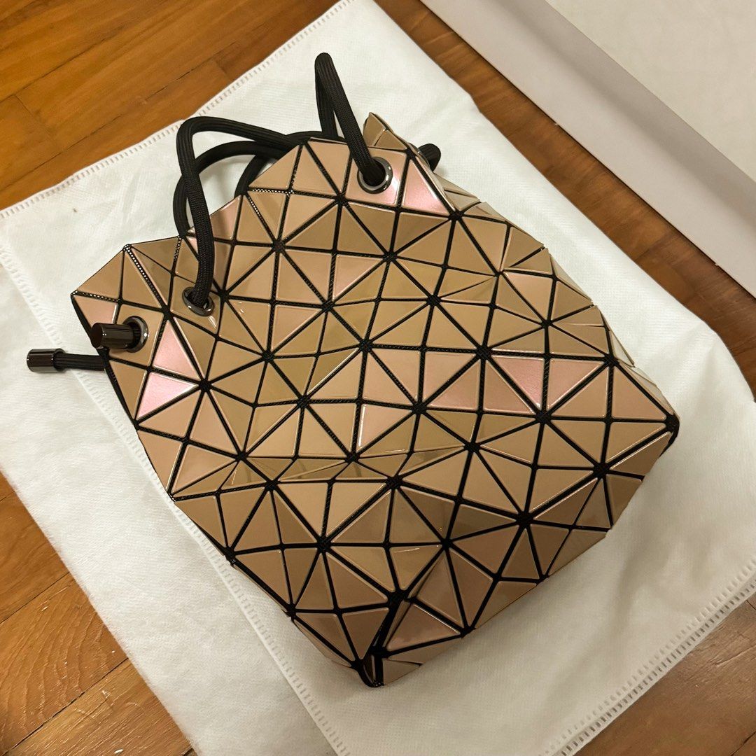 Bao Bao Issey Miyake Wring Crossbody Bag Bucket Bag Beige, Women